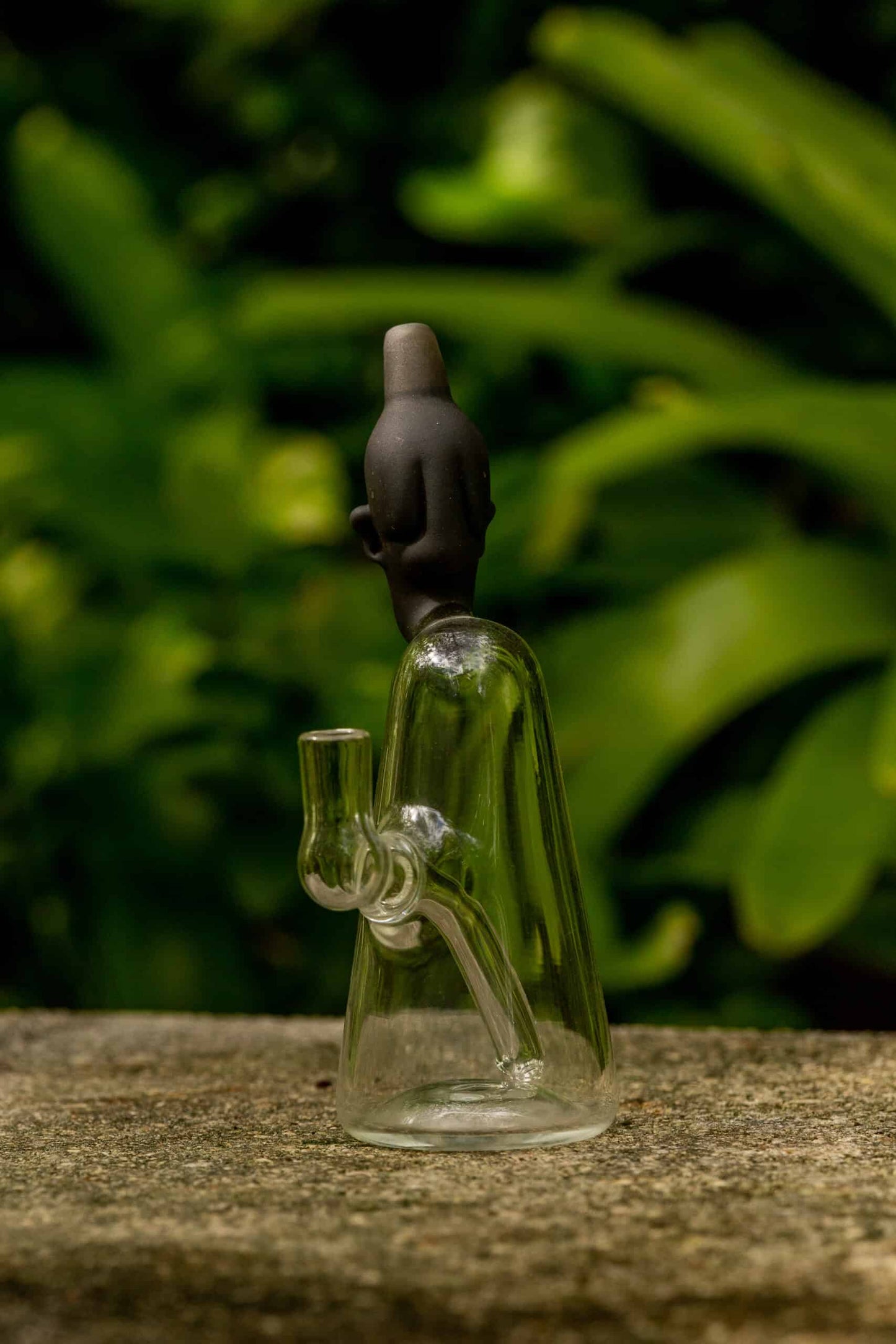 luxurious design of the (Gomez 23) Oregon Gray Neolithic Head Rig by Gomez Glass