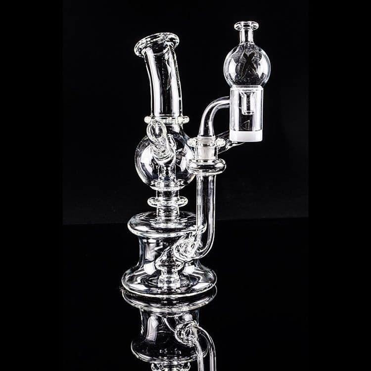 sophisticated design of the Clear Xhalerator Rig (w/ Case & Carb Cap) by Robert Mickelsen