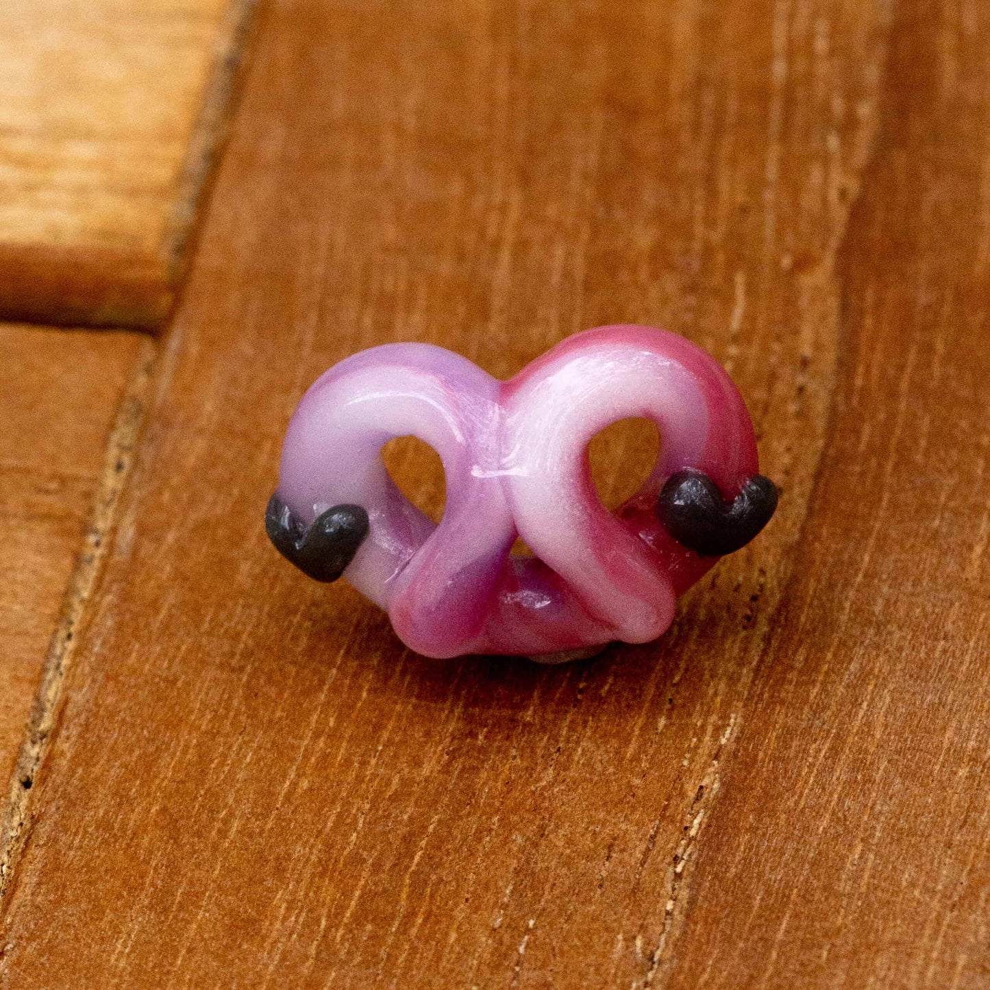 sophisticated glass pendant - Meox Mix Pretzel Pendant w/ 2 Hearts by Sakibomb