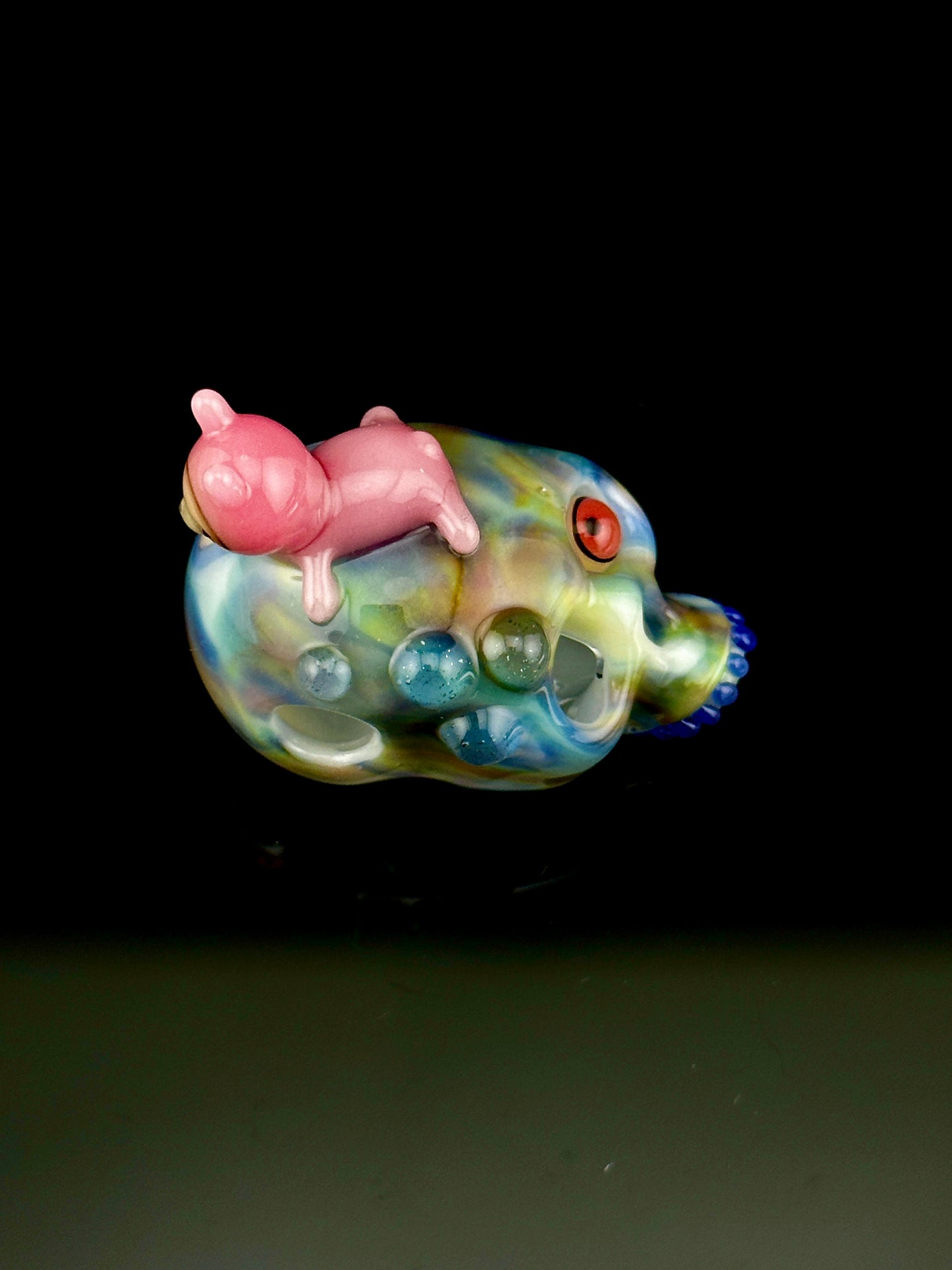 Aquarius skull and chappy pendant