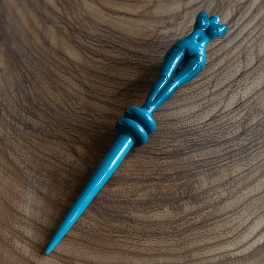 stylish design of the Aqua Azul Dabber Tool & Carb Cap Set by KT Scissorbaby