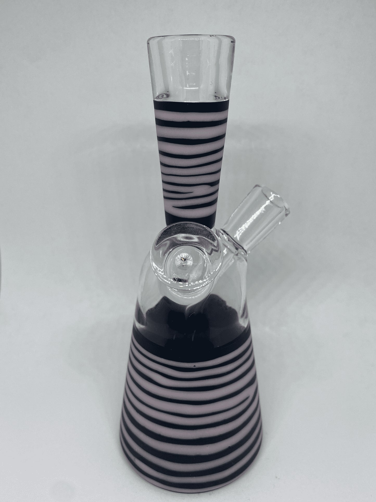meticulously crafted art piece - Lavender Diamond Series Zoo Tube (B) by Robertson Glass (2021)