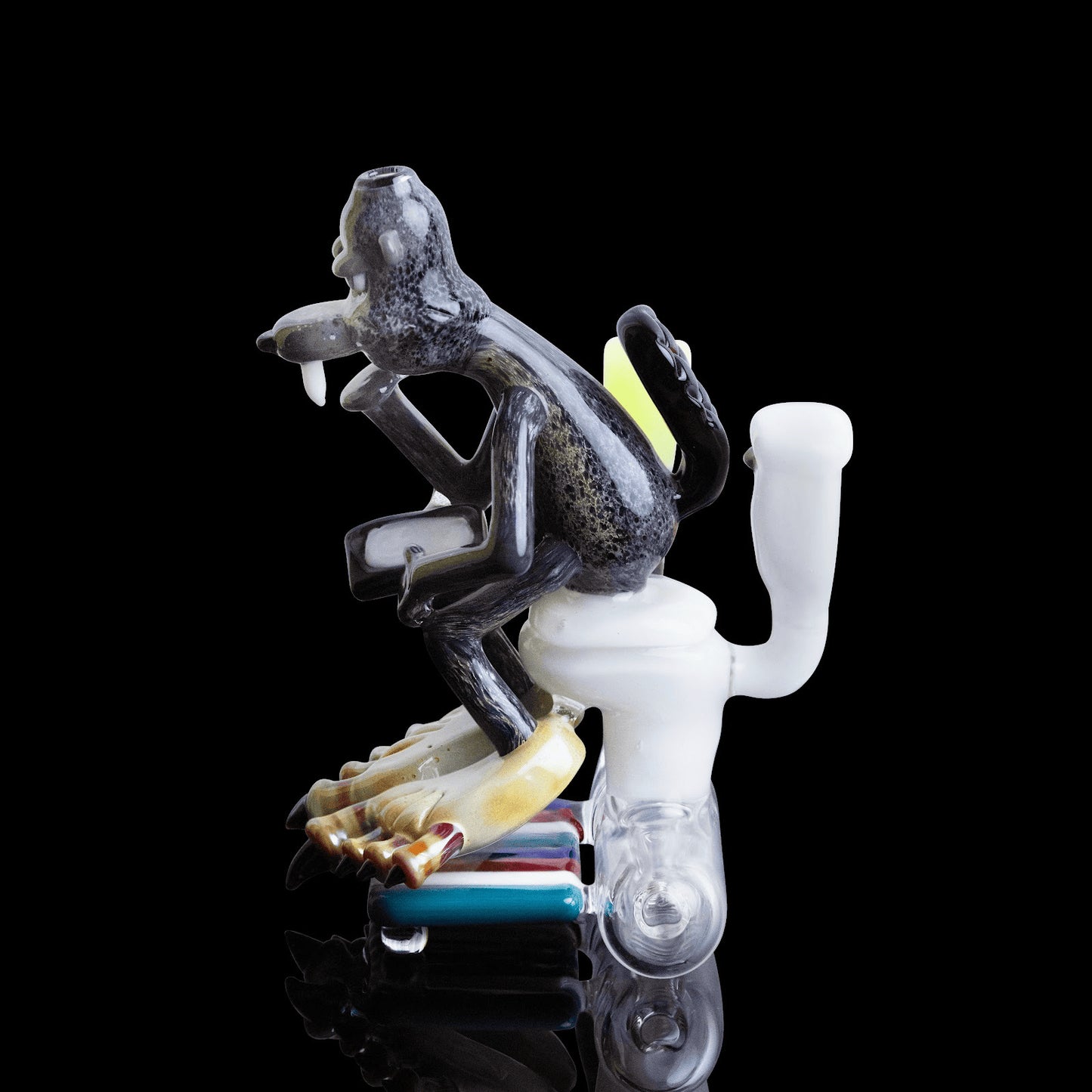 heady design of the Beaver Rig by Preston Hanna
