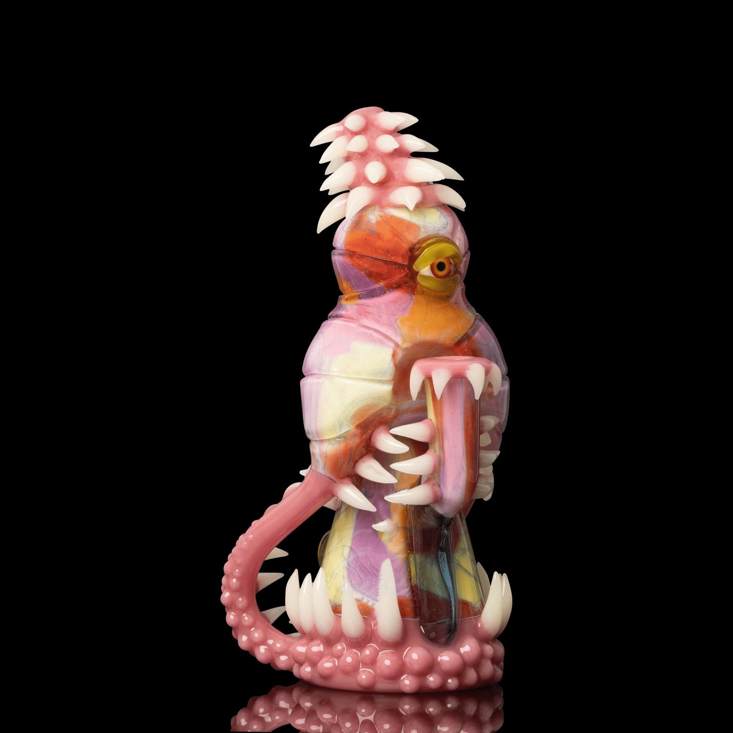 sophisticated design of the Collab Recycler Rig By Salt Glass x Scomo Moanet (Scribble Season 2022)