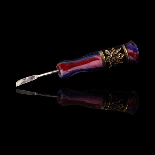 hand-blown art piece - Collab Dab Tool by Green T Glass x Scomo Moanet (Scribble Season 2022)