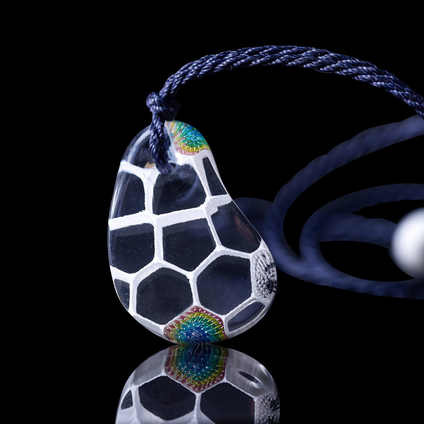 Pendant (B) by Takahisa Kawakami
