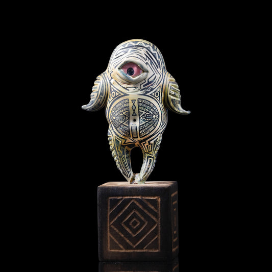 Sculpture by Shoko Mihira x Artist Stylie