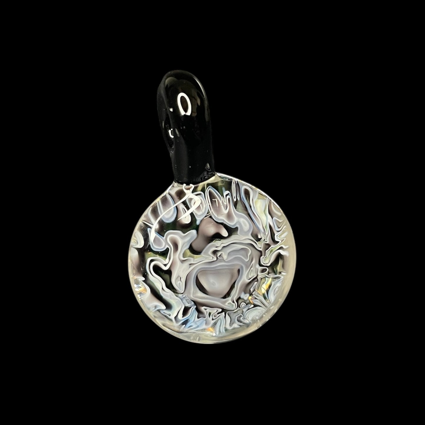 UV Skull Pendant by Fefee Glass (Hikari No Kakera 2025)