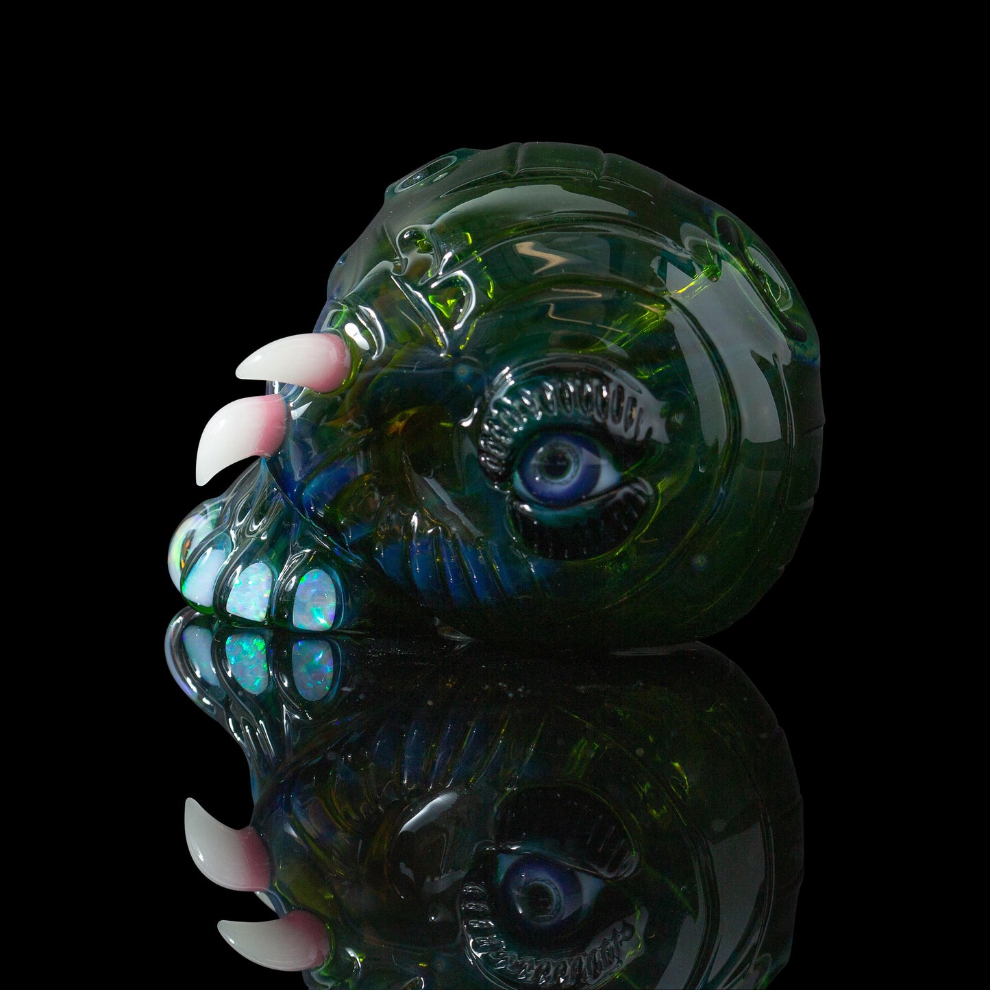 Small Collab Skull Shredder Rig by Carsten Carlile x Salt