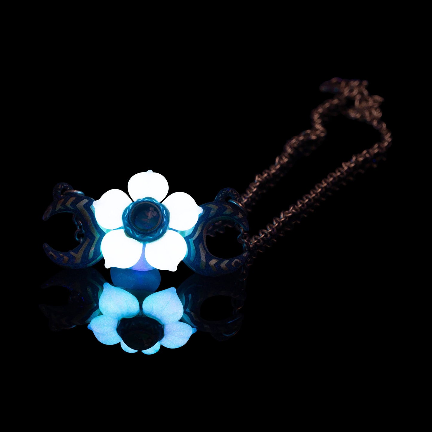 Collab Pendant by Mars Glassworks x Artist Stylie