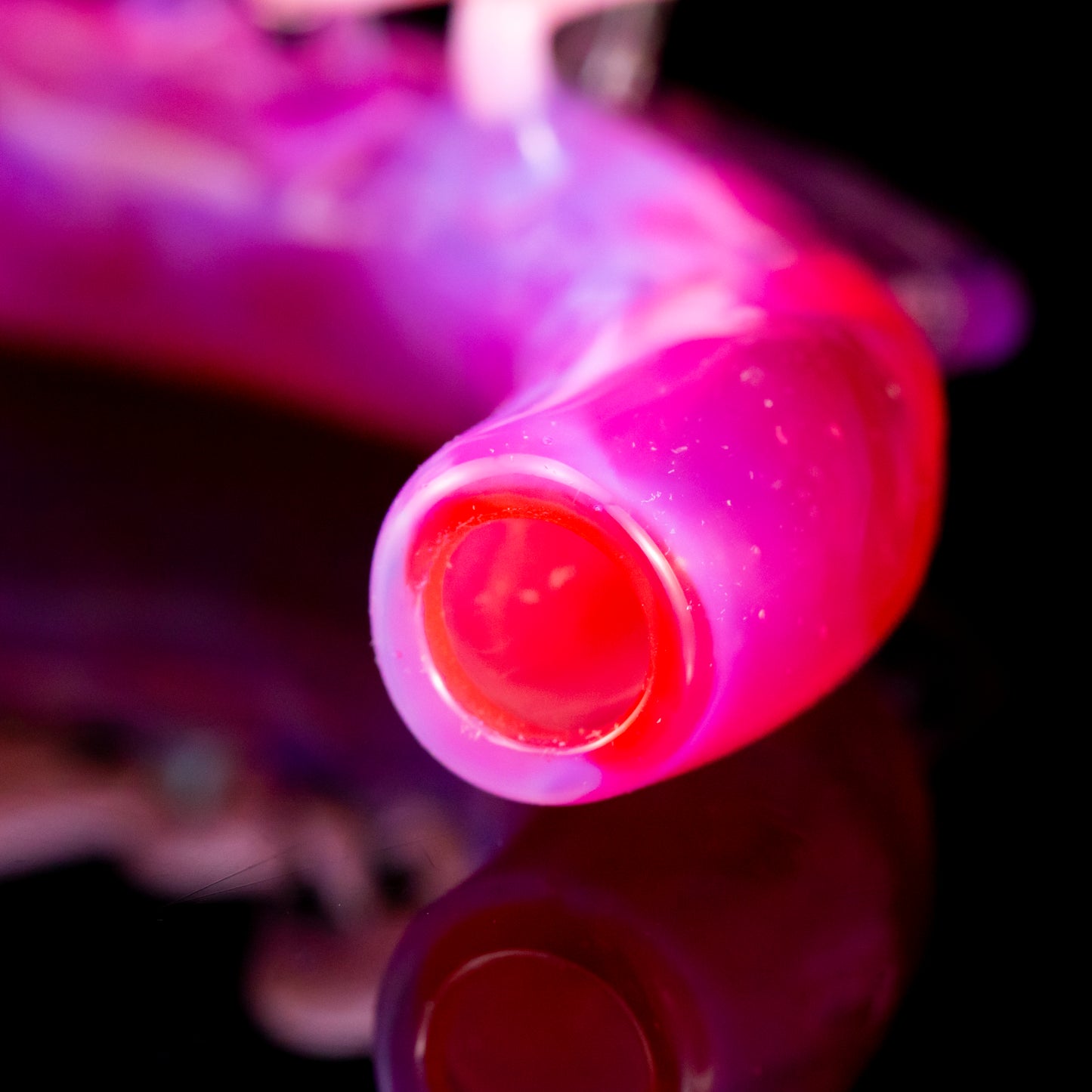 Abstract Squiggle Sherlock by Elnew Glass (A)