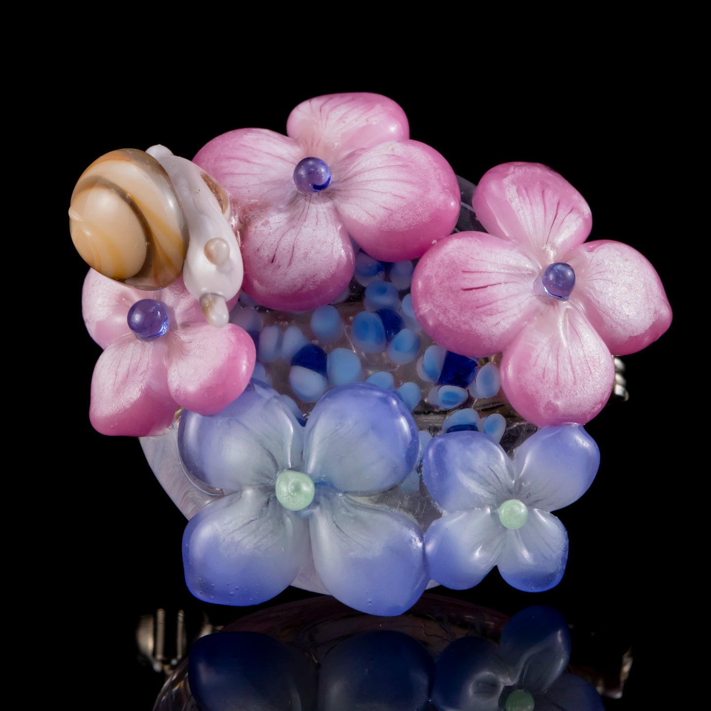Hydrangea and Snail Broach by Tomomi Handa