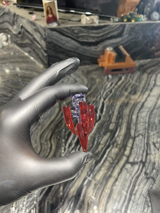 sophisticated art piece - Solo Amulet (F) by Avatar Glass