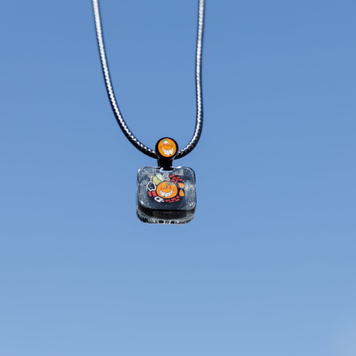 Groe x Atomiko X who’s boro pendant