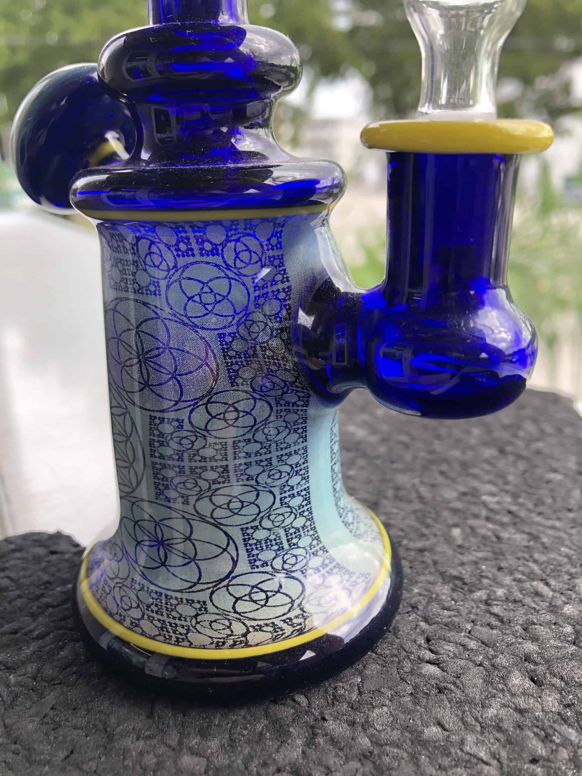 hand-blown design of the (JBD1) JBD Custom Heady Rig