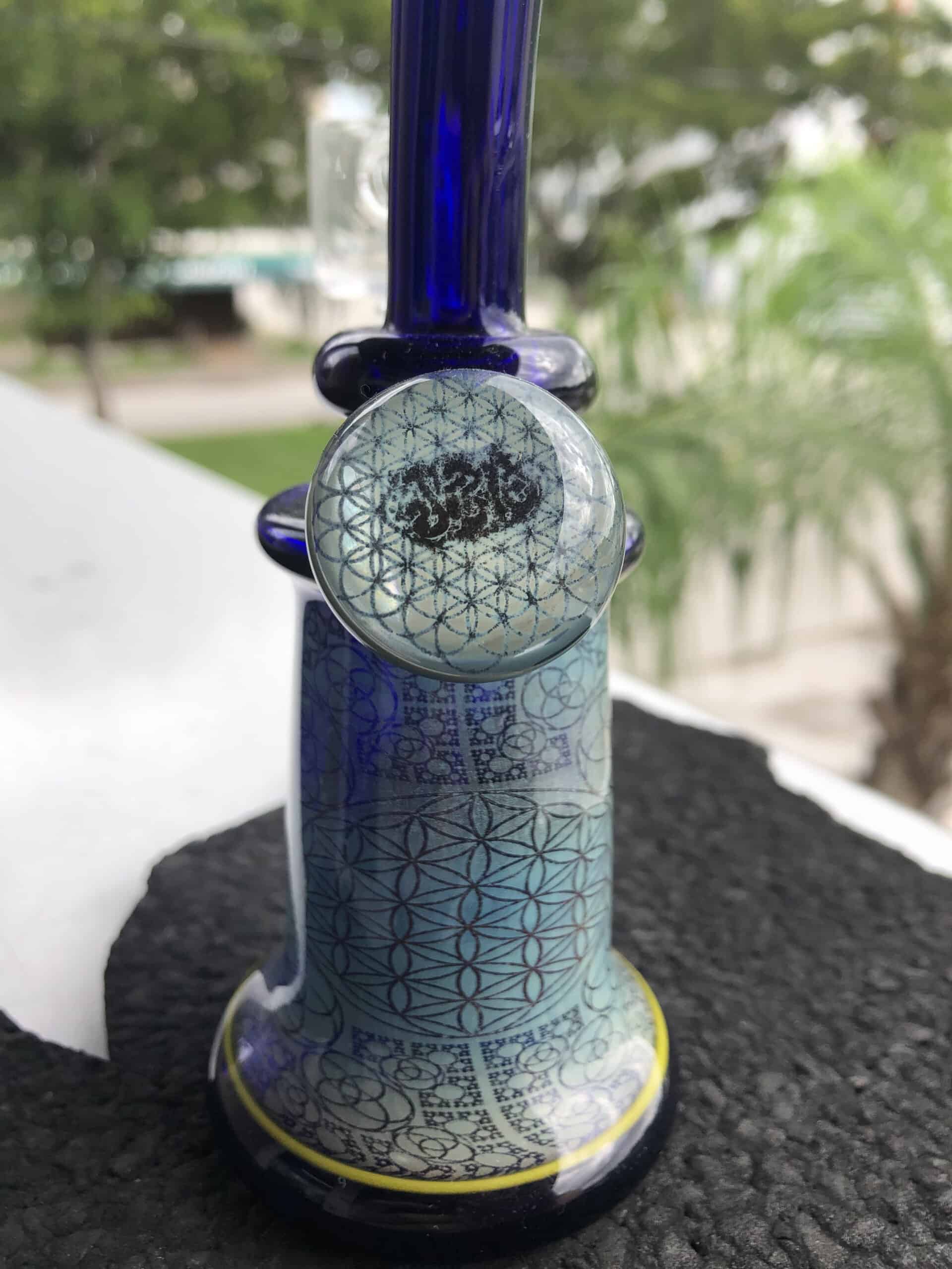 hand-blown design of the (JBD1) JBD Custom Heady Rig