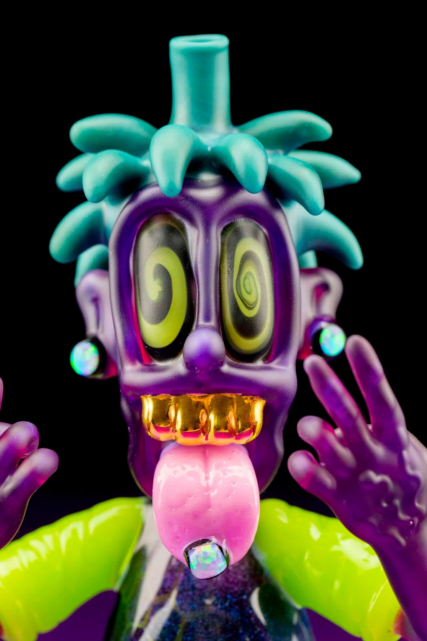 hand-blown design of the Fume City Glass Collaboration Half Body Rig w/ Opal Earrings & Gold Grill by Ryder Glass