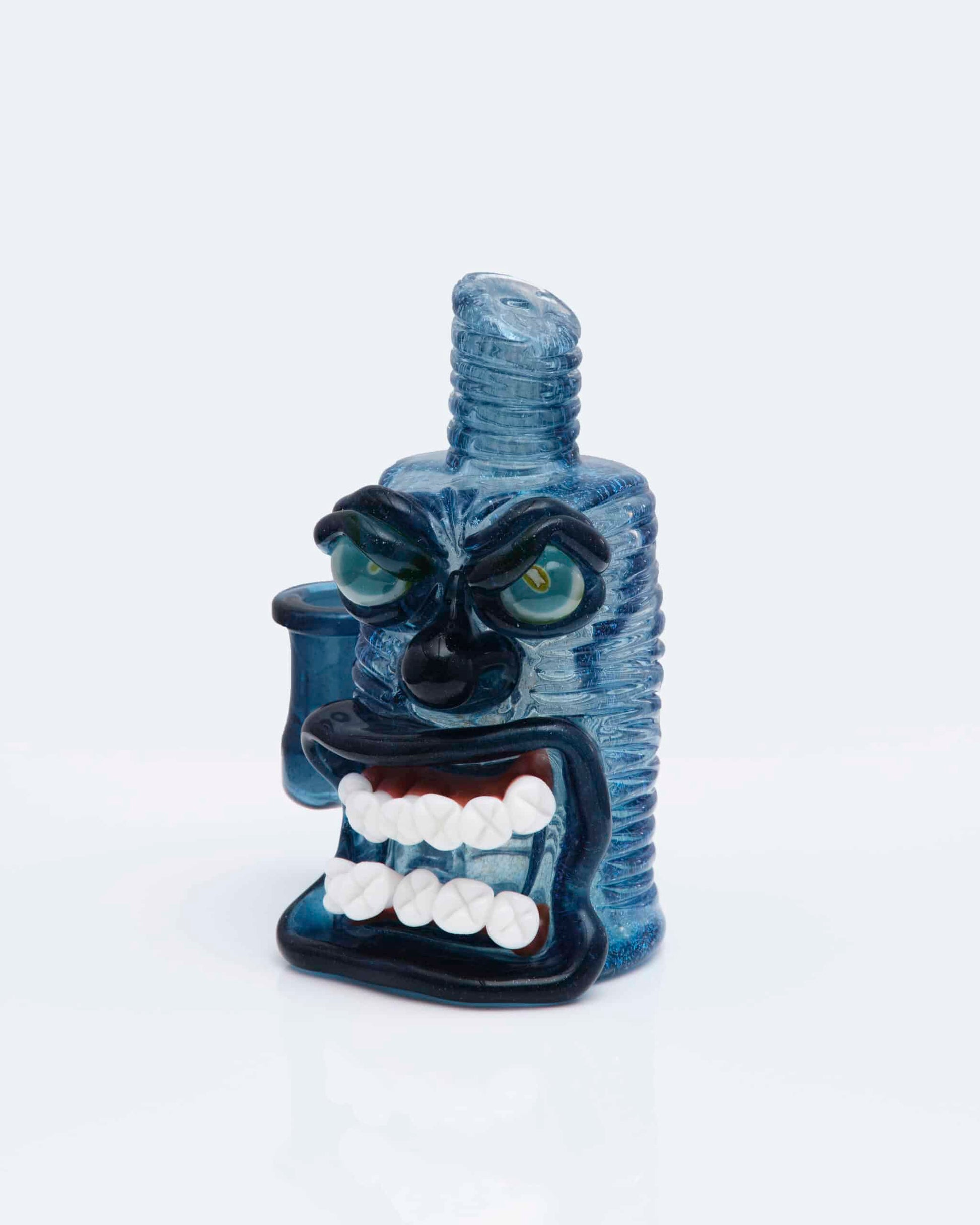 hand-blown design of the Silver Dichro & Atomic Stardust Face Rig w/ Matching Carb Cap by FrostysFresh