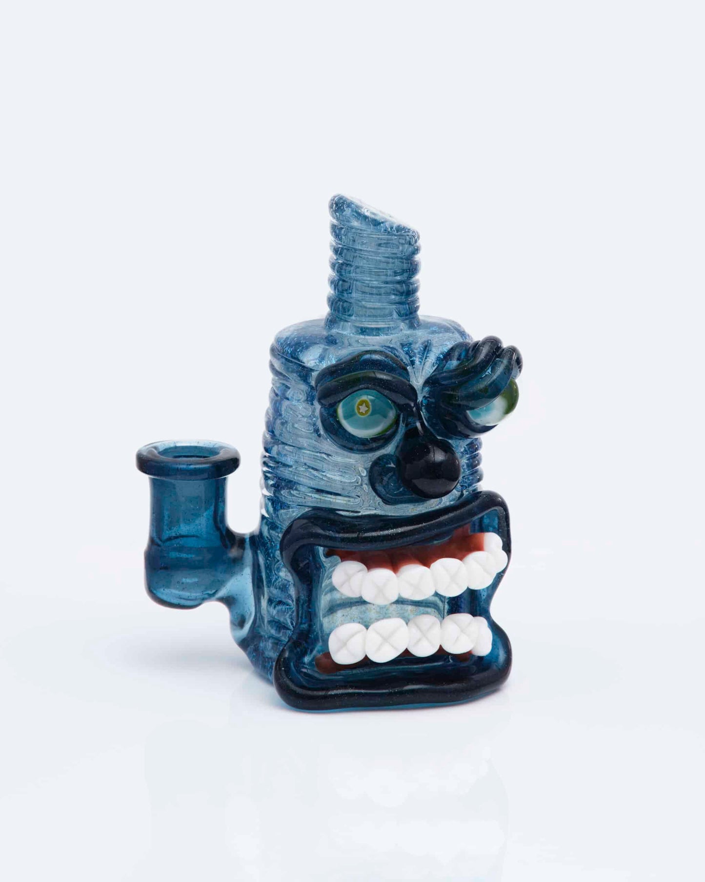 hand-blown design of the Silver Dichro & Atomic Stardust Face Rig w/ Matching Carb Cap by FrostysFresh
