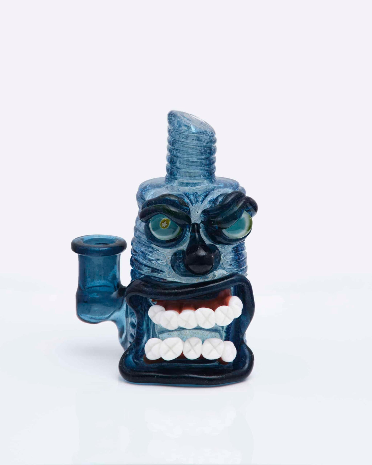 hand-blown design of the Silver Dichro & Atomic Stardust Face Rig w/ Matching Carb Cap by FrostysFresh
