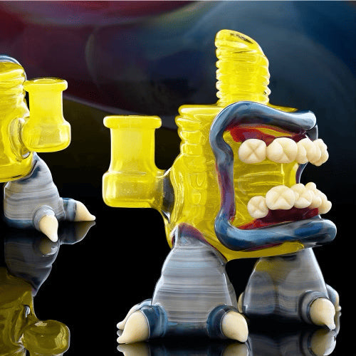 heady design of the Collab Mini Rig by FrostysFresh & Hood Ratt Shit