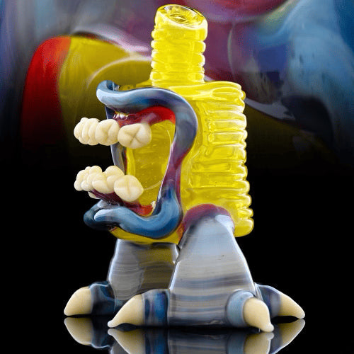 heady design of the Collab Mini Rig by FrostysFresh & Hood Ratt Shit