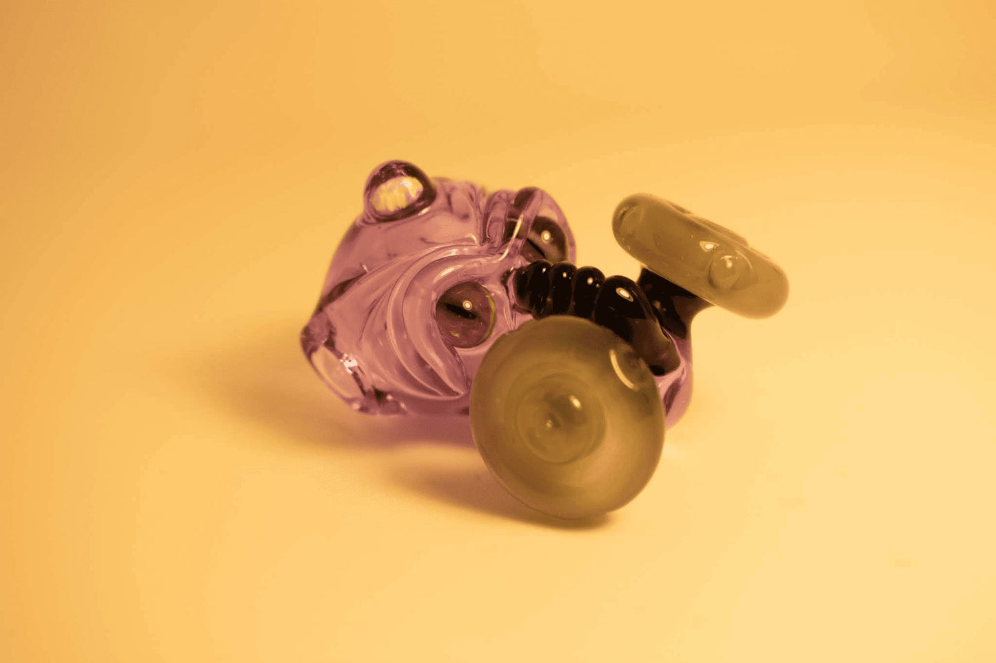meticulously crafted glass pendant - Reaver Pendant by Upgrade Glass