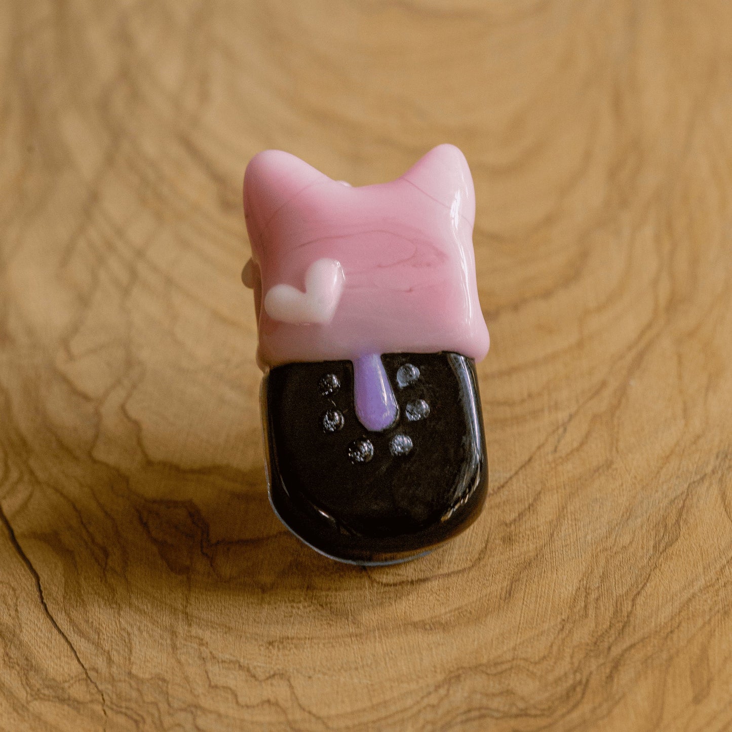 artisan-crafted glass pendant - Akanbeeko Pendant by Sakibomb x Nerv Glass