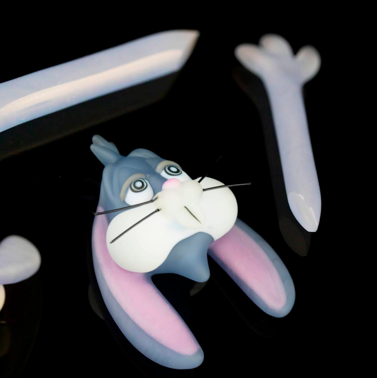 sophisticated design of the Bugs with Mushrooms Rig Set w/ Matching Dabber & Pendant by JSmart Glass