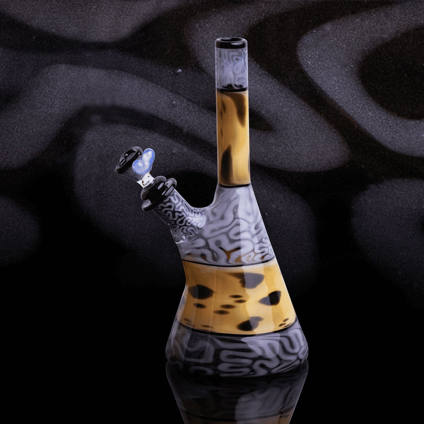 heady art piece - Blue Brain Tube by Algae Glass x Sakibomb (2021)