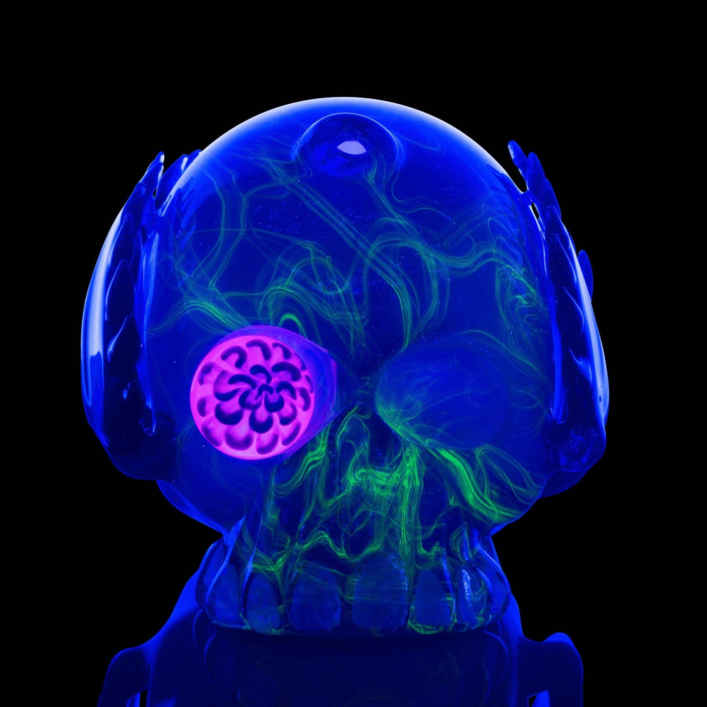 hand-blown art piece - Scribble Wing Skull by Carsten Carlile x Scomo Moanet (2021)