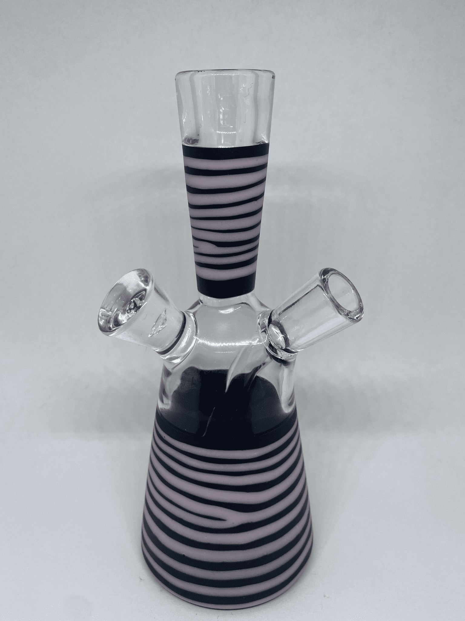 meticulously crafted art piece - Lavender Diamond Series Zoo Tube (B) by Robertson Glass (2021)