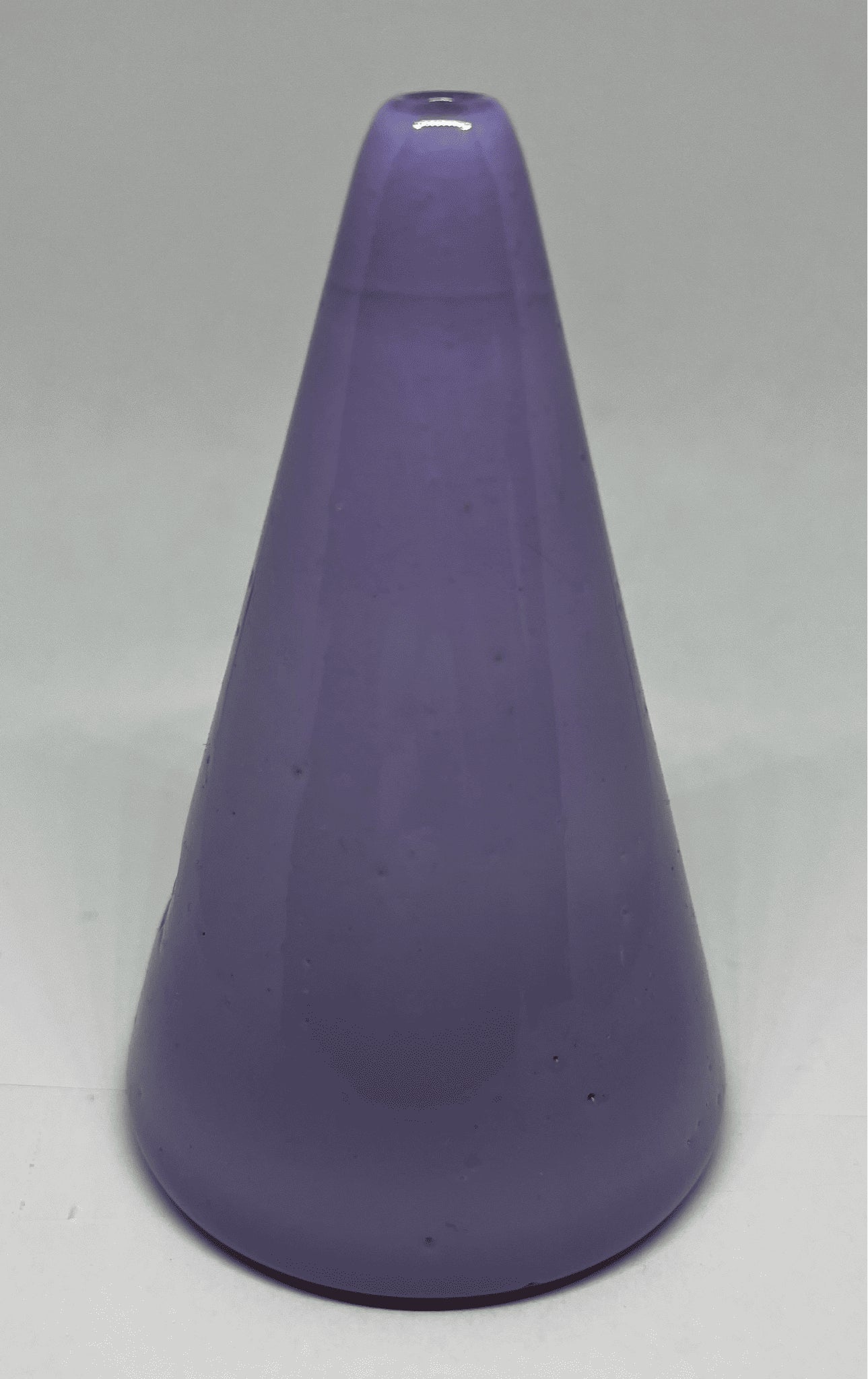 hand-blown design of the (JBD2) JBD Color Cone Rig