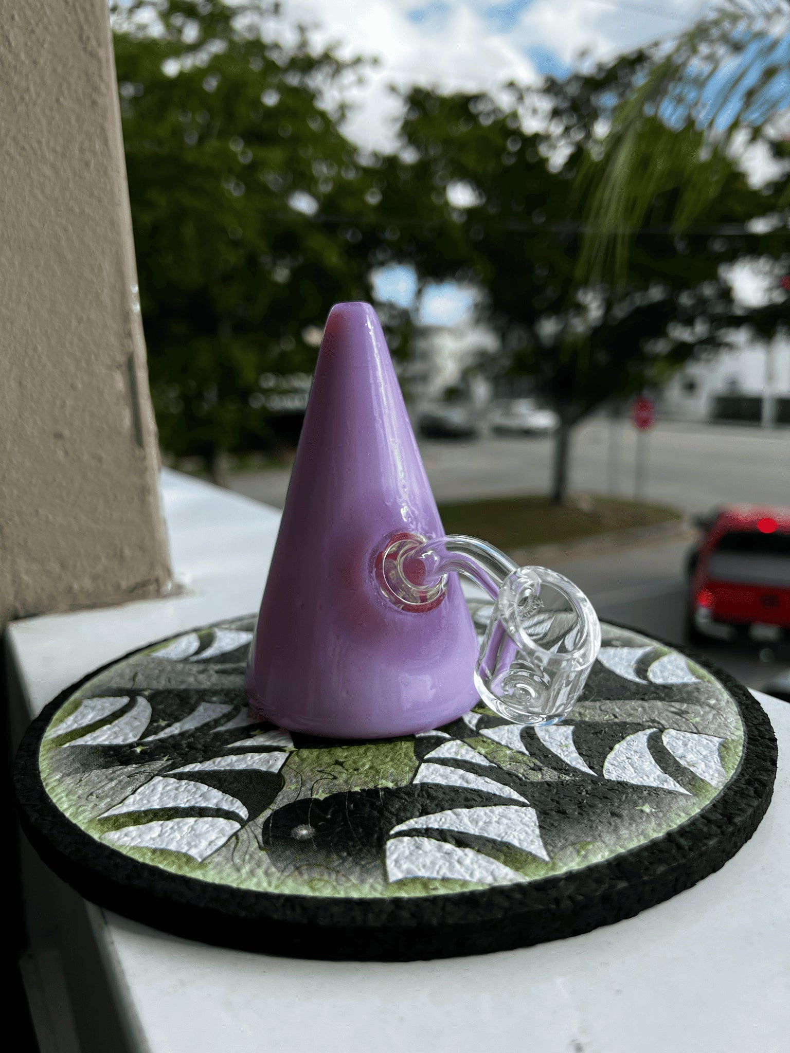 hand-blown design of the (JBD2) JBD Color Cone Rig