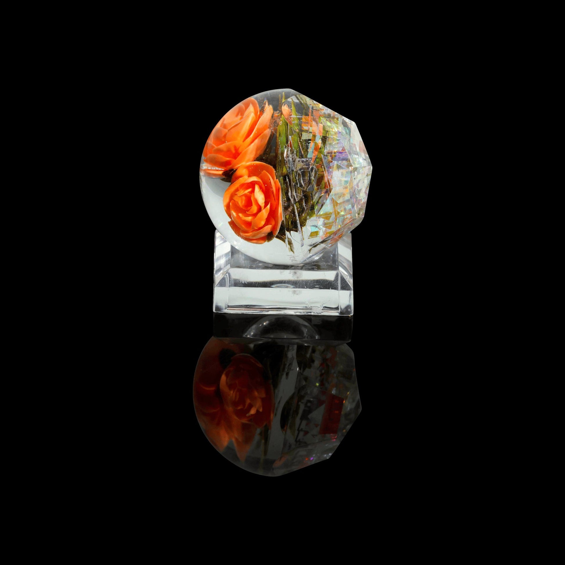 sophisticated art piece - Encased Flower & Reflection Facet by Akihiro Glass
