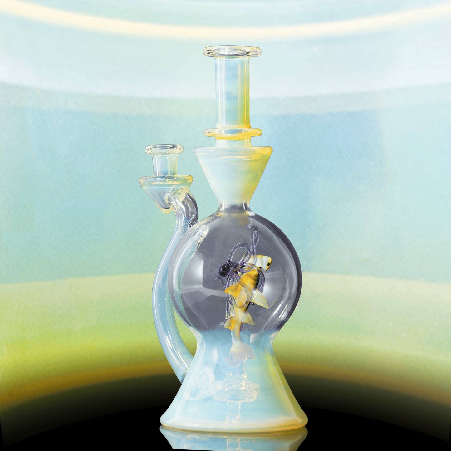 sophisticated design of the Fumed Aquarium by Liz Wright Glass (GV 2022)