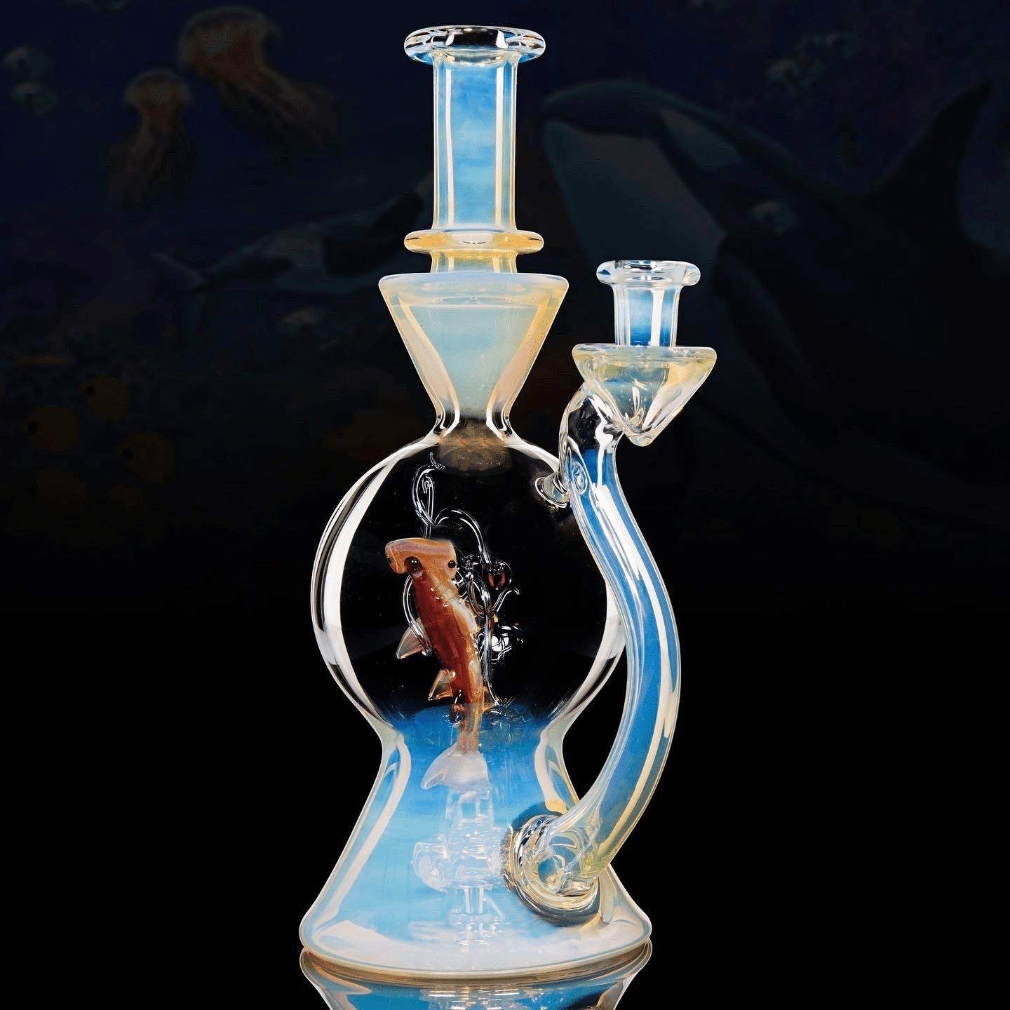 sophisticated design of the Fumed Aquarium by Liz Wright Glass (GV 2022)