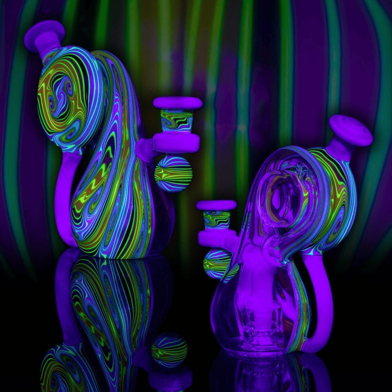 exquisite art piece - Infinity Bottle Collaboration by Earl Jr  x Leks Eno