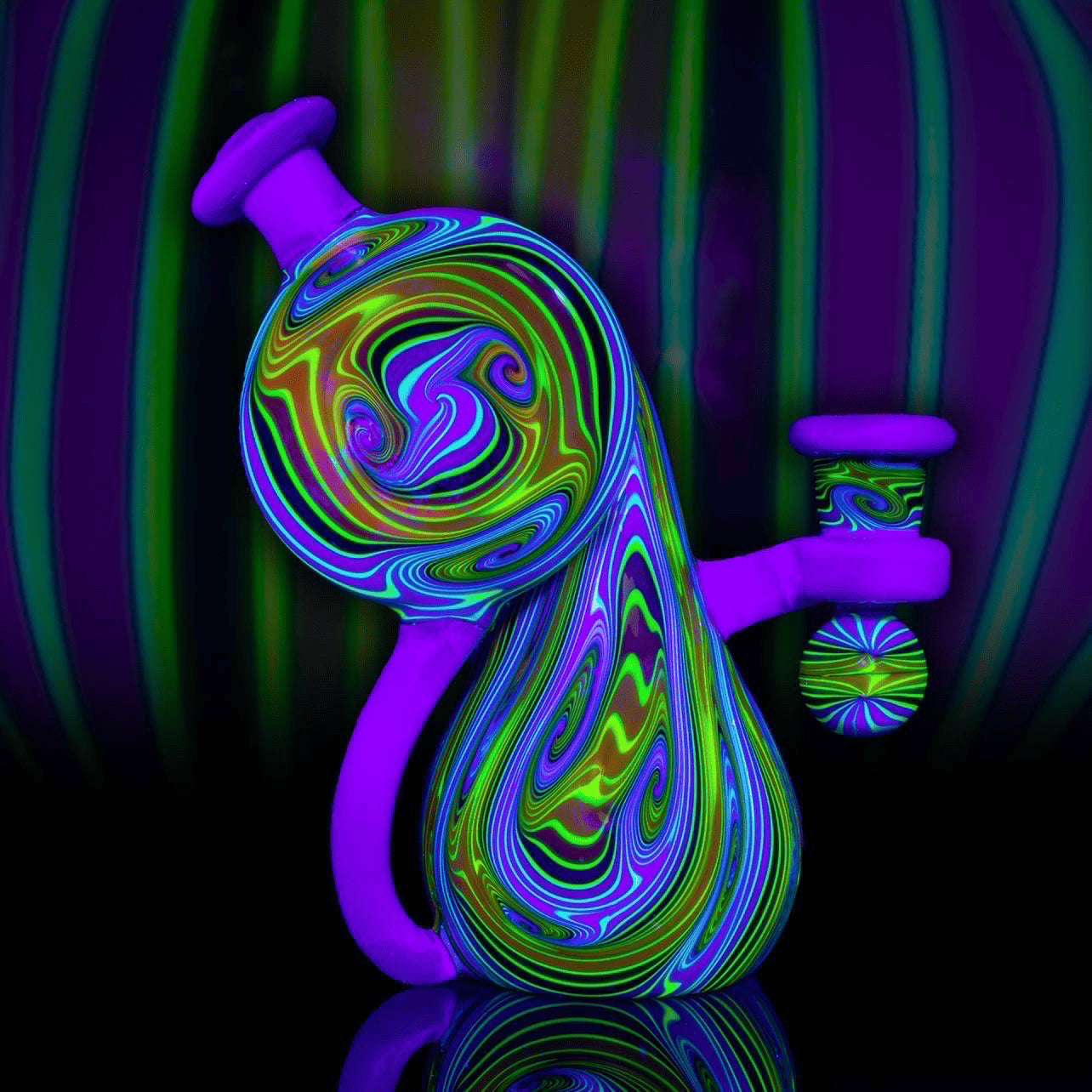 exquisite art piece - Infinity Bottle Collaboration by Earl Jr  x Leks Eno