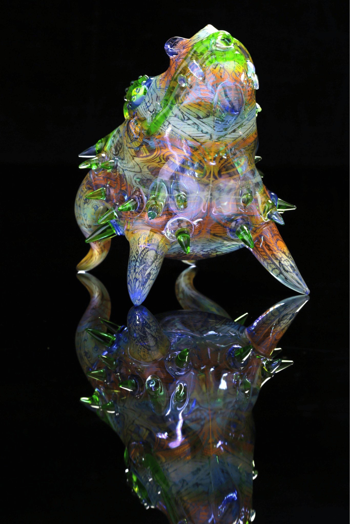 exquisite design of the Dragon Head Rig by OG Tubes x Nathan Belmont (Belmont’s Beast)