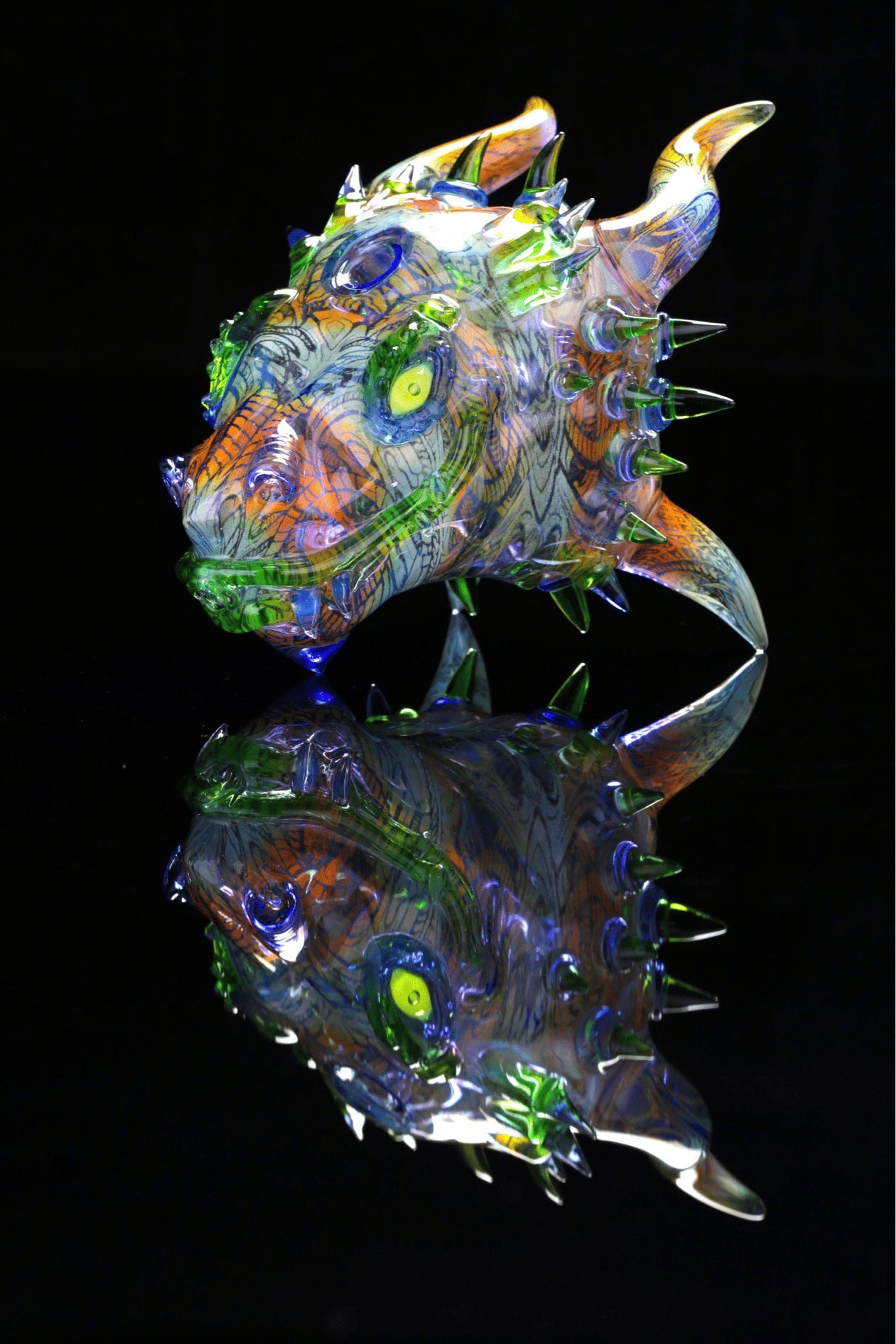 exquisite design of the Dragon Head Rig by OG Tubes x Nathan Belmont (Belmont’s Beast)