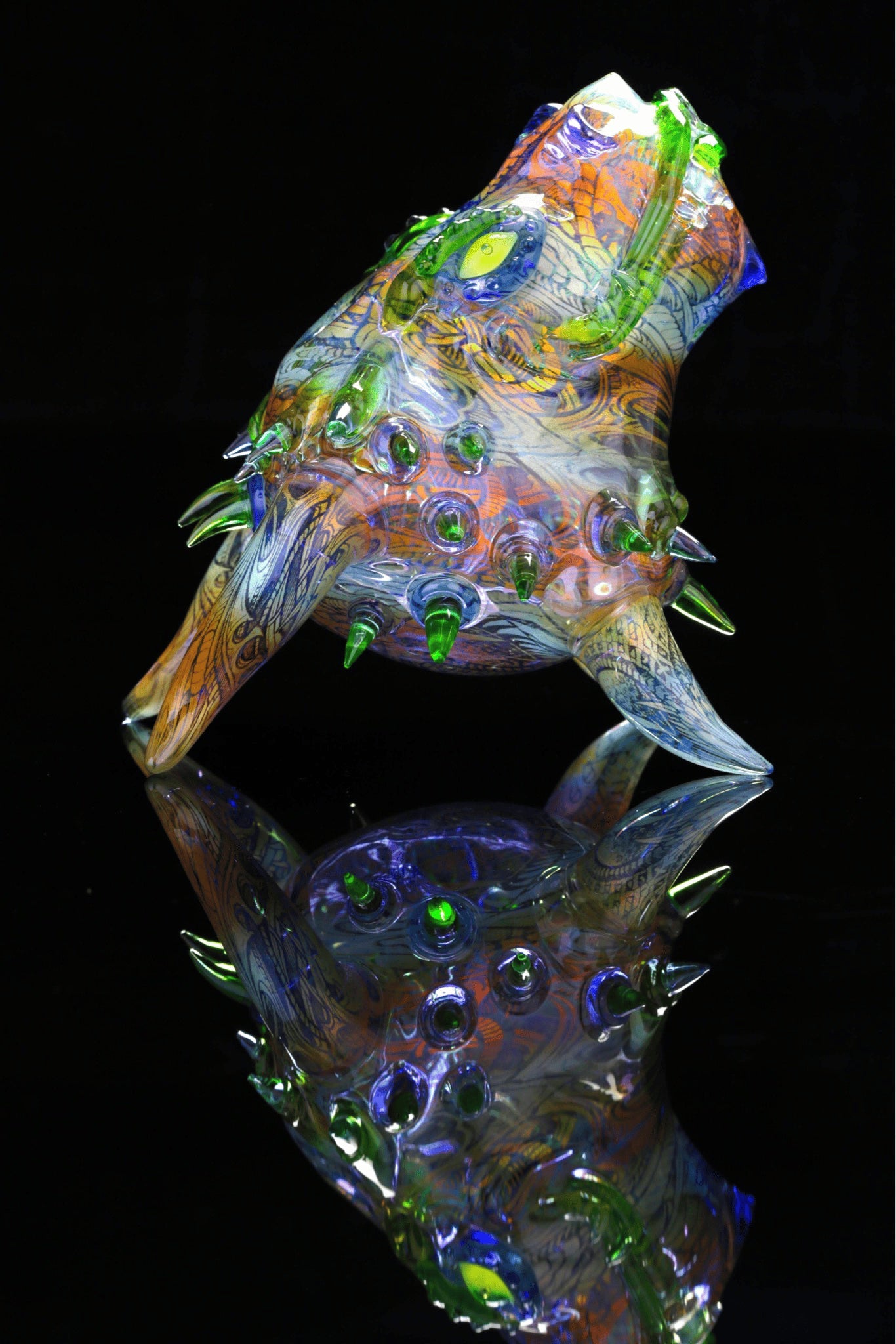 exquisite design of the Dragon Head Rig by OG Tubes x Nathan Belmont (Belmont’s Beast)