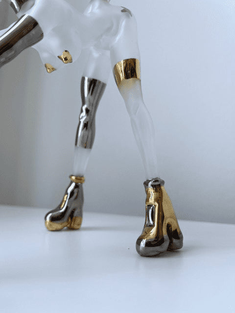 hand-blown design of the Solo Heart Throb Rig by Sibelley (Cyber Punks 2022 Release)