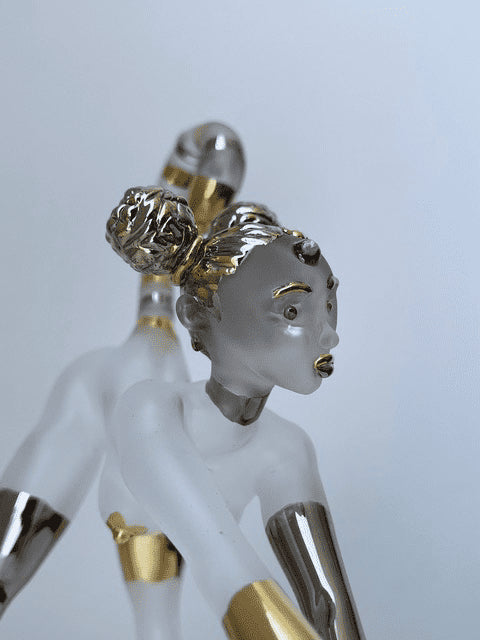 hand-blown design of the Solo Heart Throb Rig by Sibelley (Cyber Punks 2022 Release)