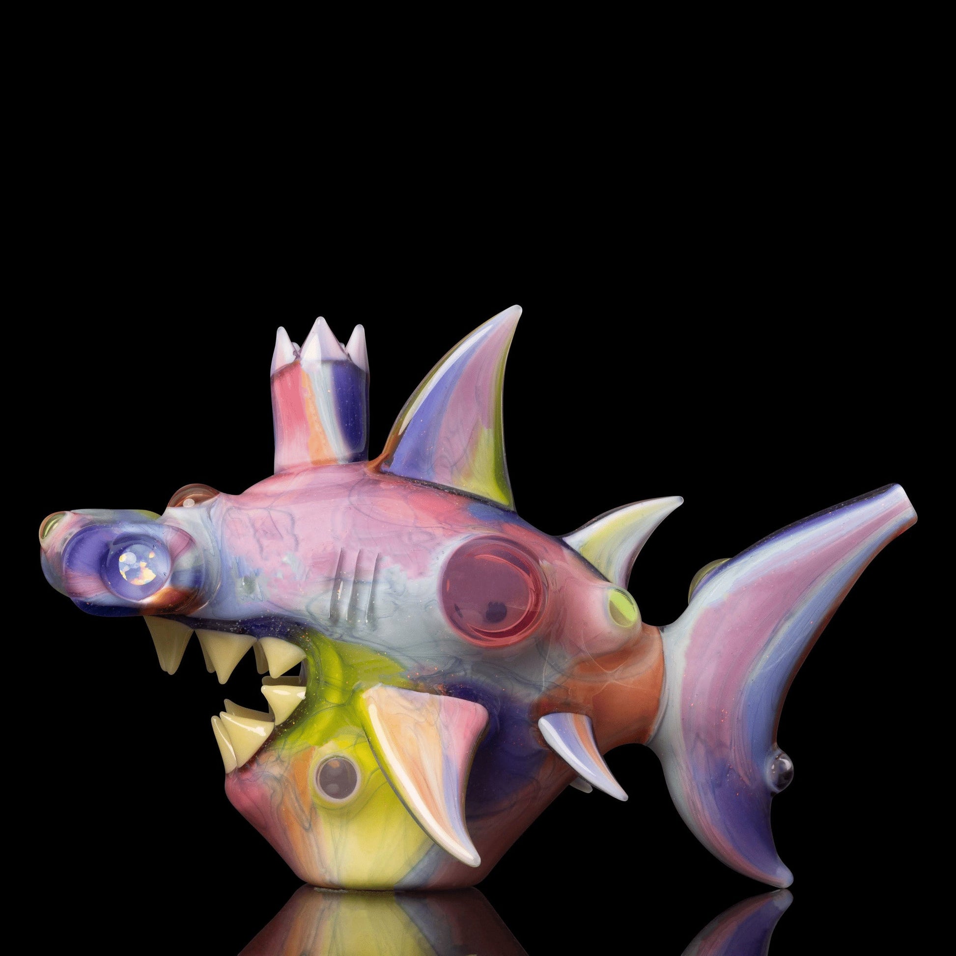 meticulously crafted design of the Collab Shark Rig by Niko Cray x Scomo Moanet (Scribble Season 2022)