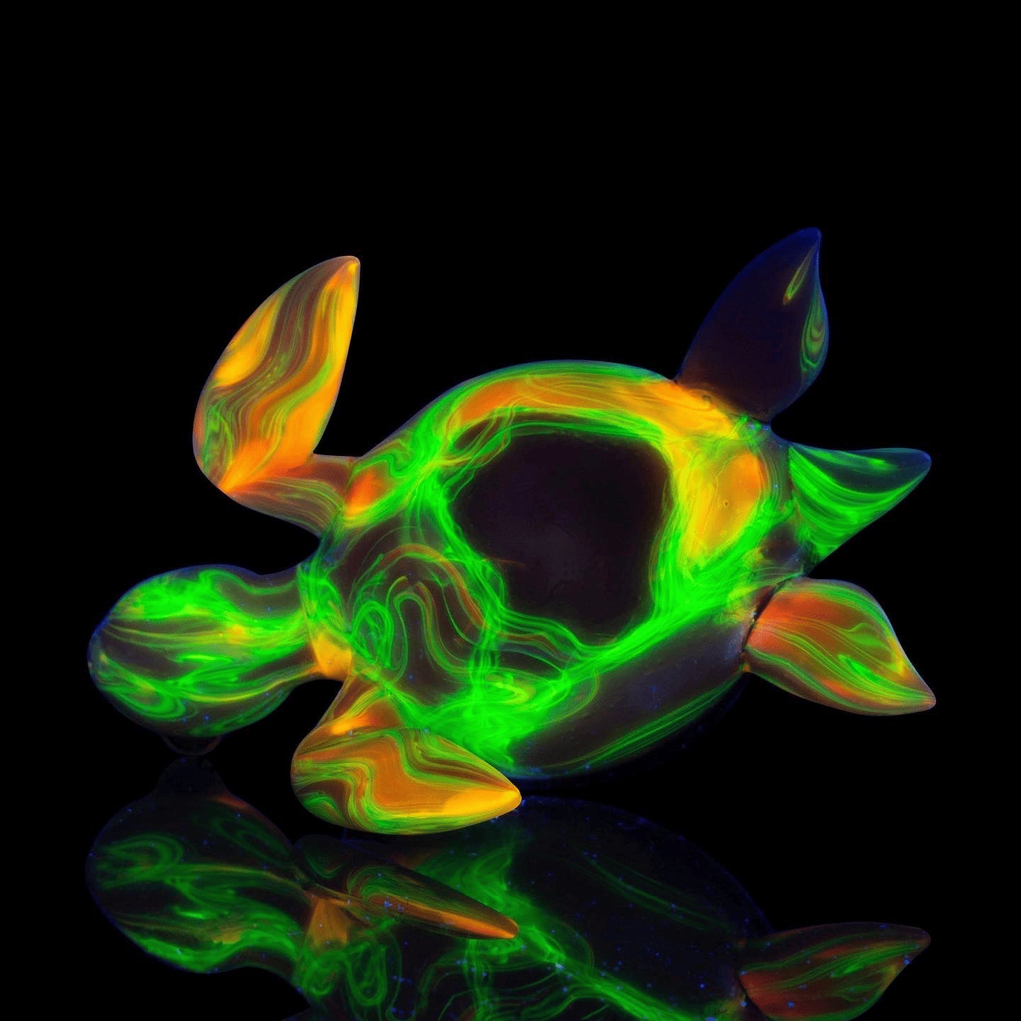 luxurious design of the Collab Turtle Rig Set with Pendant and Cap by Turtle Glass x Scomo Moanet (Scribble Season 2022)