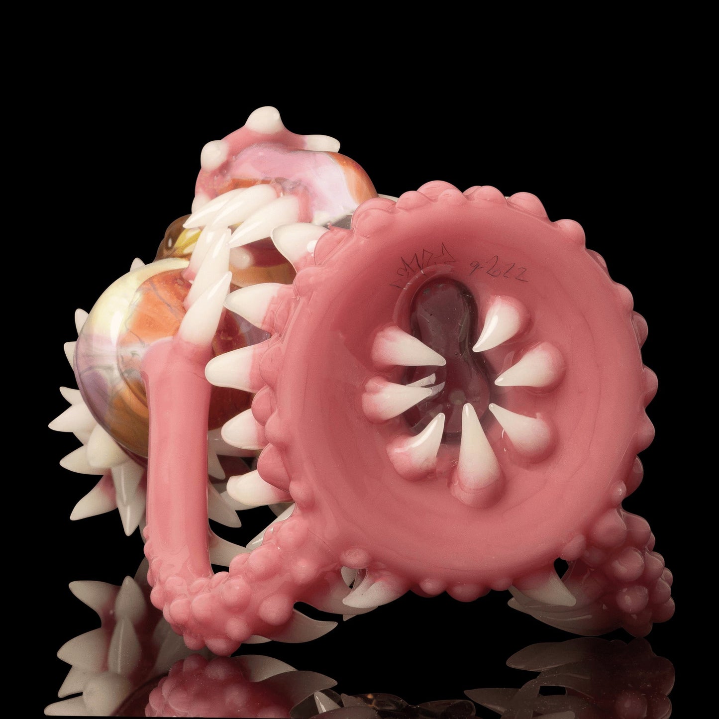 sophisticated design of the Collab Recycler Rig By Salt Glass x Scomo Moanet (Scribble Season 2022)