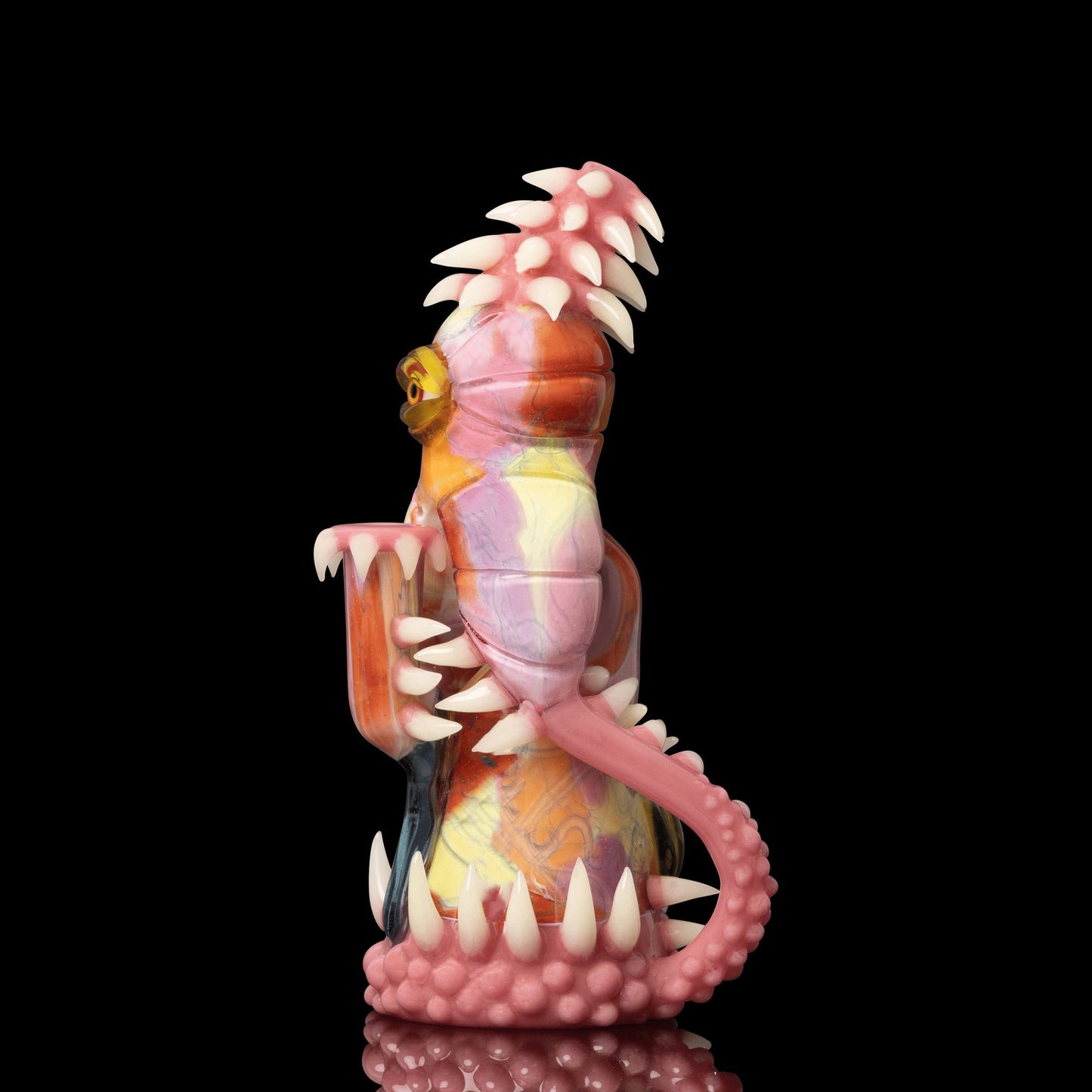 sophisticated design of the Collab Recycler Rig By Salt Glass x Scomo Moanet (Scribble Season 2022)
