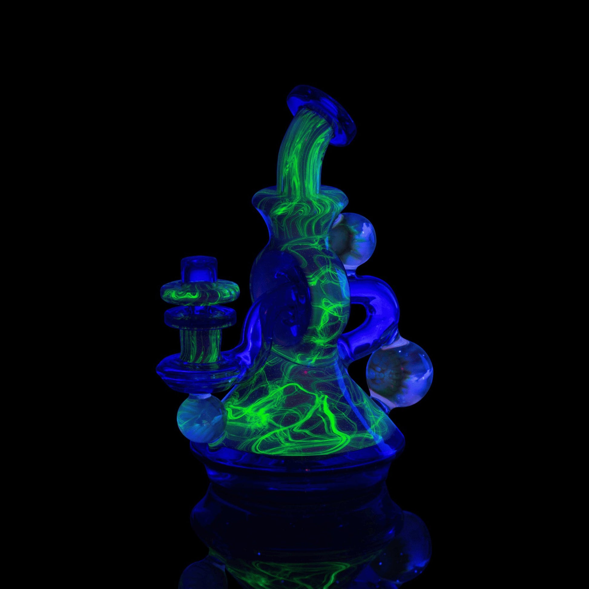 heady design of the Collab Wormhole Rig by JD Mapleson x Scomo Moanet (Scribble Season 2022)