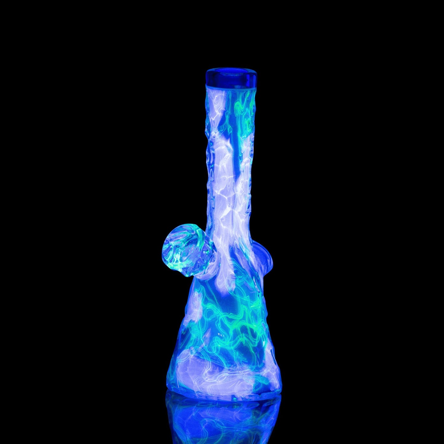luxurious art piece - Collab Tube (B) by Chaka x Scomo Moanet (Scribble Season 2022)
